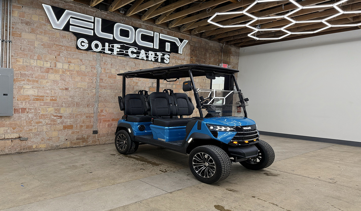 Commander 4 Passenger Riptide Blue Edition (Black Seats)